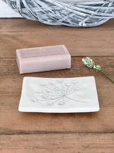 Load image into Gallery viewer, Ceramic &#39;Cow Parsley&#39; Soap Dish
