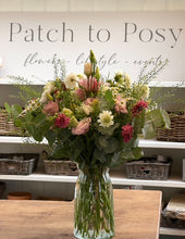 Load image into Gallery viewer, Jar Posy