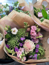 Load image into Gallery viewer, Mothers Day Flower Arranging ~ Sunday 6th April 2025 ~ 11am