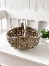 Load image into Gallery viewer, Oval Flower Trug